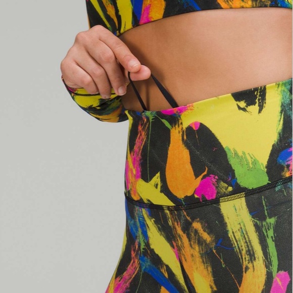 NWT Lululemon Wunder Train Contour Fit High-Rise Short 8" - Picture 2 of 9